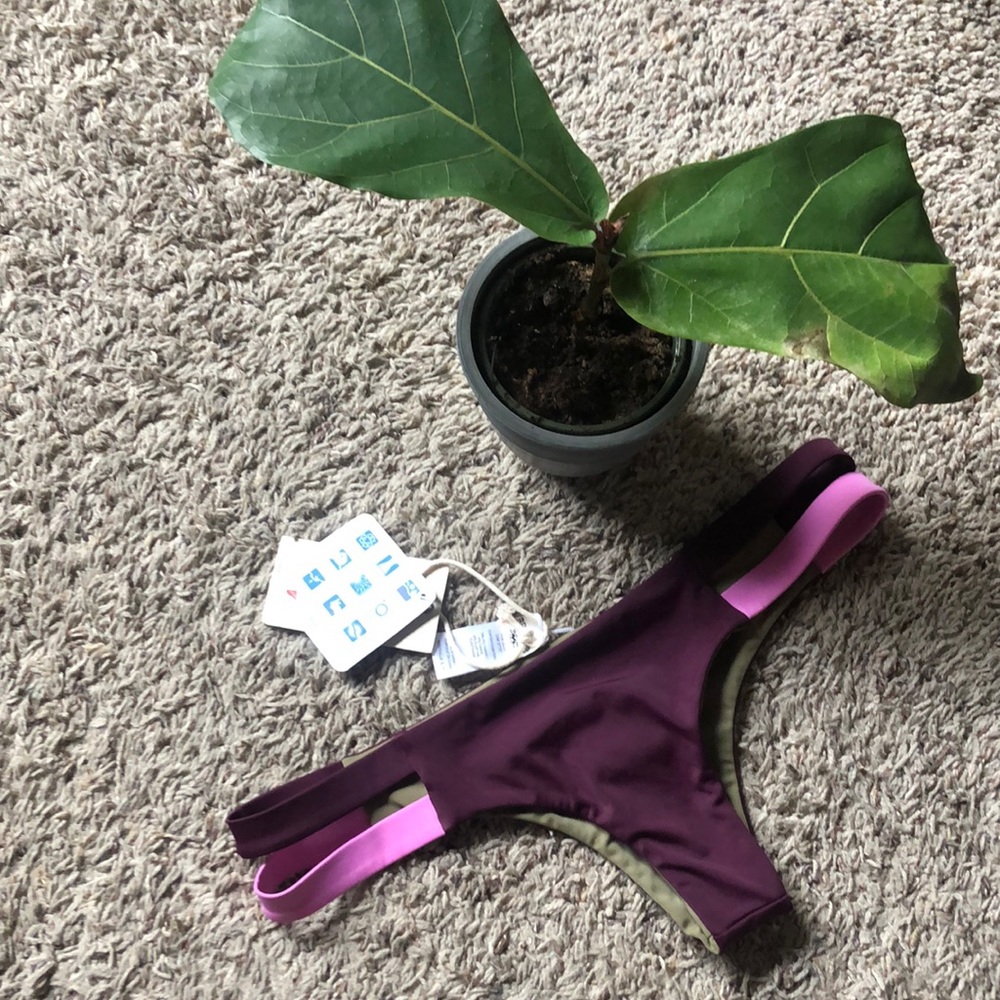 Billabong reversible bikini bottoms